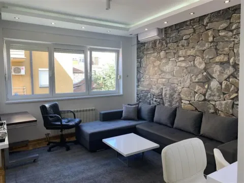 Izdavanje, dvosoban stan, 47m², Bulbulder, Zvezdara Sve Podlokacije - image 10