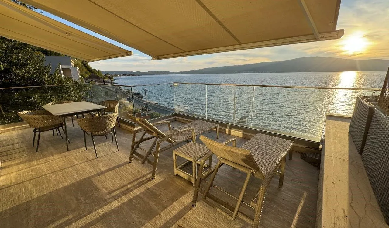 Izdavanje, dvosoban stan, 91m², Opatovo, Tivat