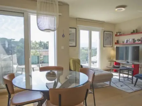 Prodaja, stan, 60m², Tivat, Crna Gora - image 1