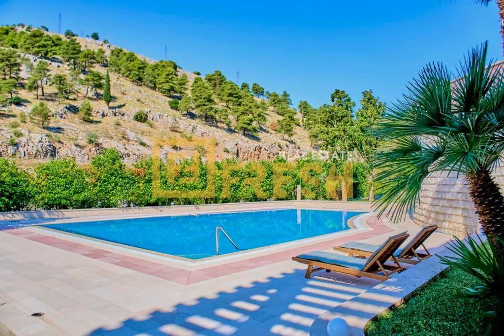 Sale, house, 300m², Zagorič, Podgorica
