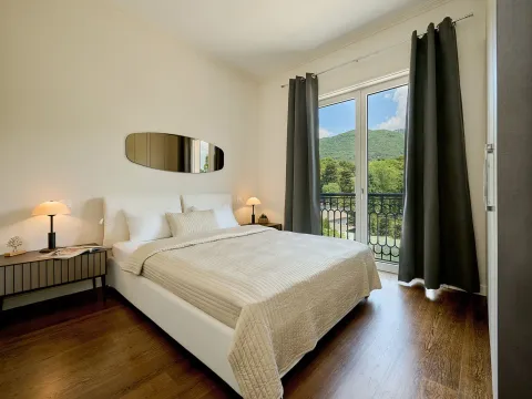 Rent, one bedroom apartment, 63m², Porto Montenegro, Tivat - image 11