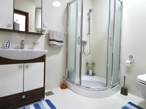 Stan-na-dan, dvosoban stan, 100m², Dobra Voda, Budva - image 14