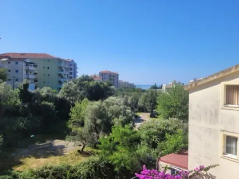 Sale, one bedroom apartment, 54m², Bečići, Budva - image 1