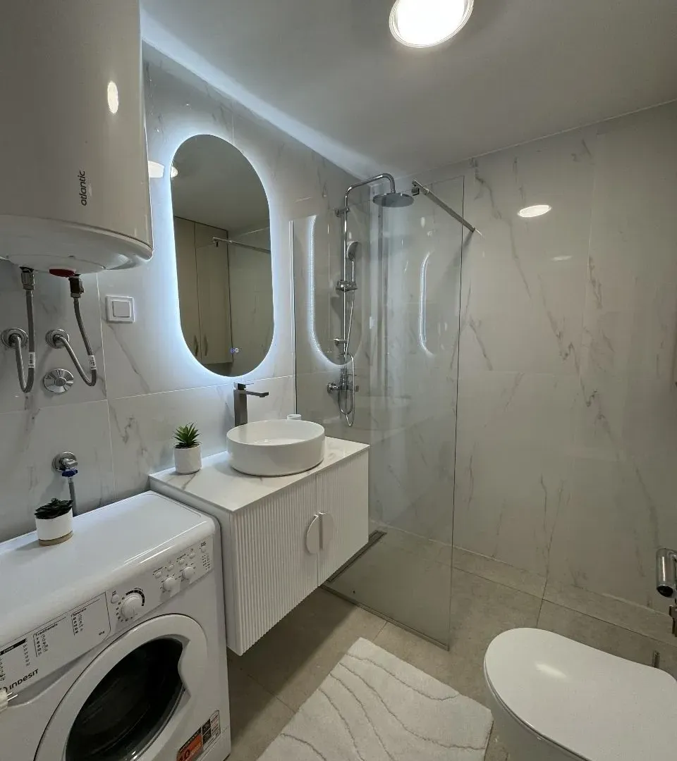 Sale, two bedroom apartment, 74m², Bečići, Budva