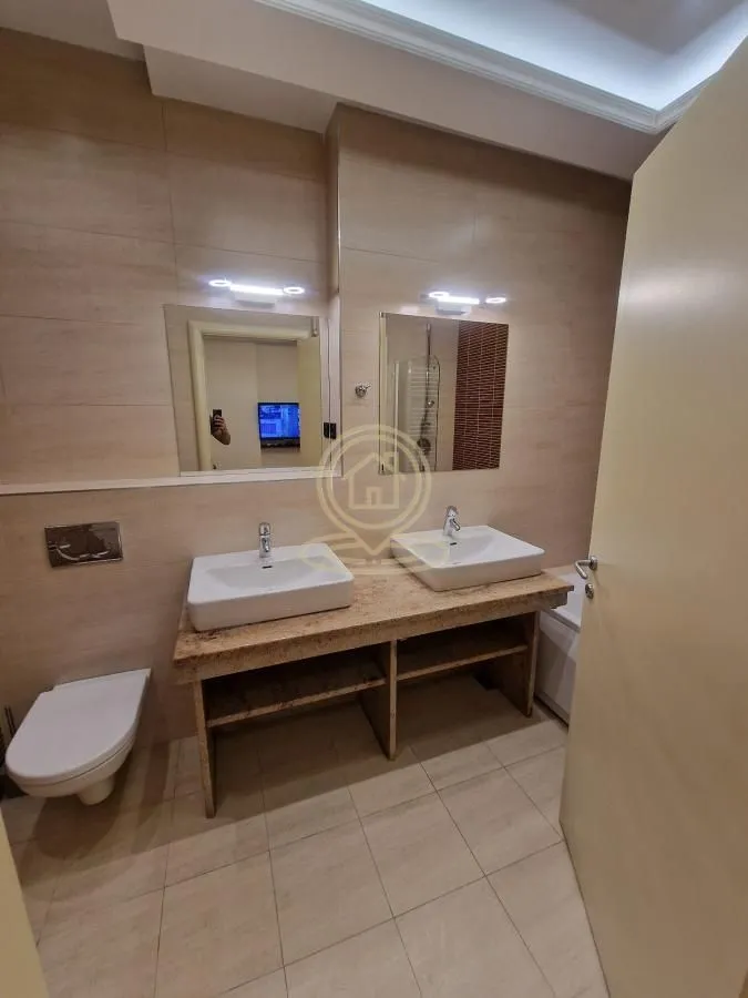 Rent, four bedroom apartment, 148m², Savski Venac, Beograd
