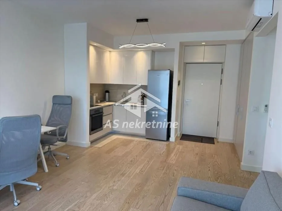 Rent, two bedroom apartment, 55m², Savski Venac, Beograd