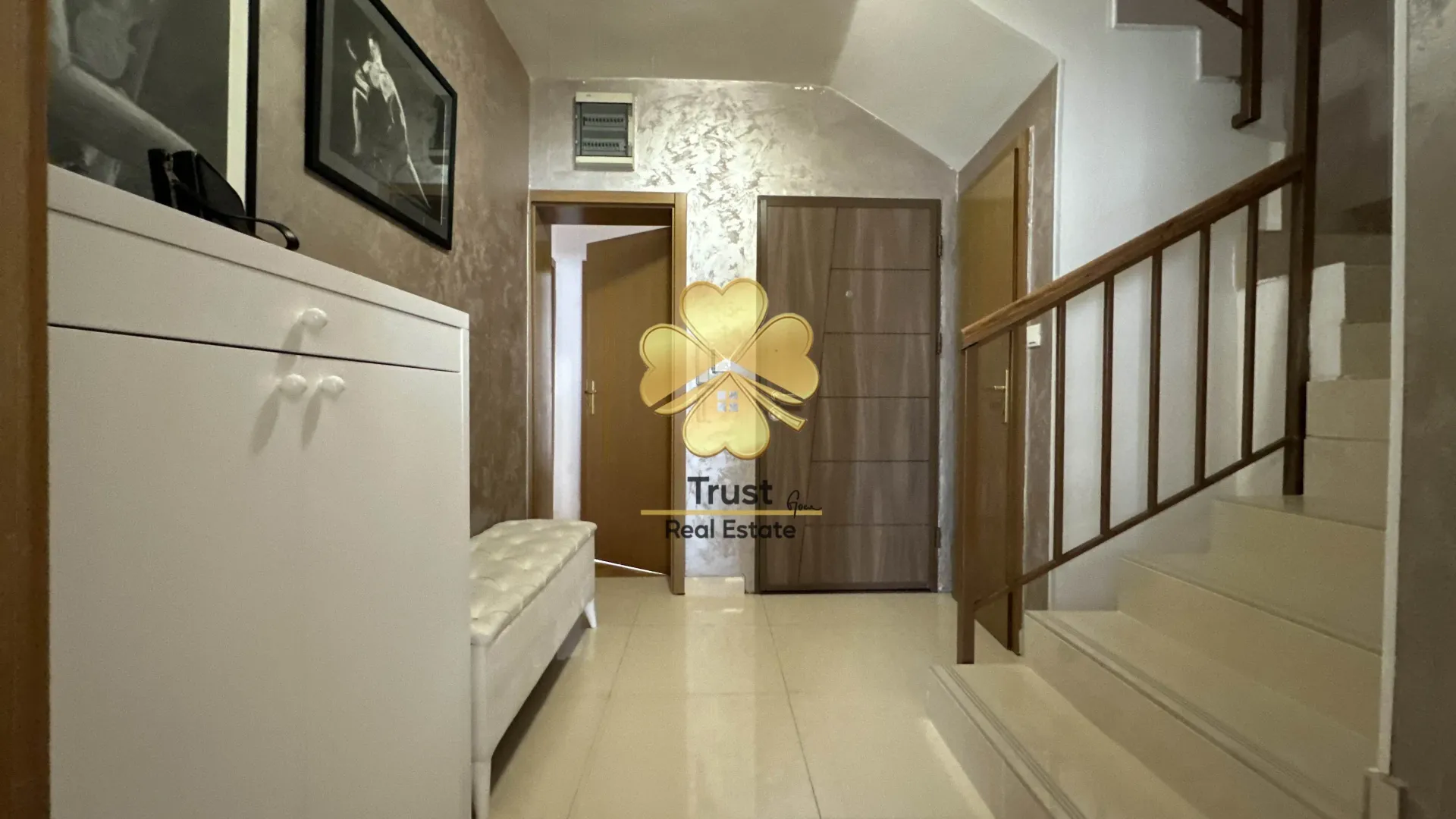Rent, three bedroom apartment, 126m², City Kej, Podgorica