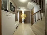 Rent, three bedroom apartment, 126m², City Kej, Podgorica - image 11