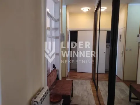 Prodaja, trosoban stan, 98m², Neimar, Vračar Sve Podlokacije - image 11