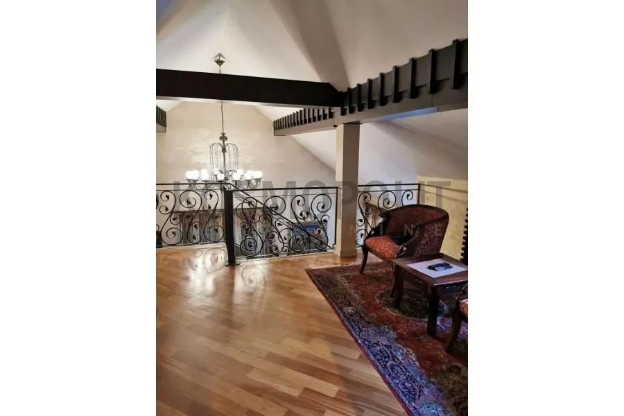Sale, apartment, 199m², Banovo Brdo, Beograd