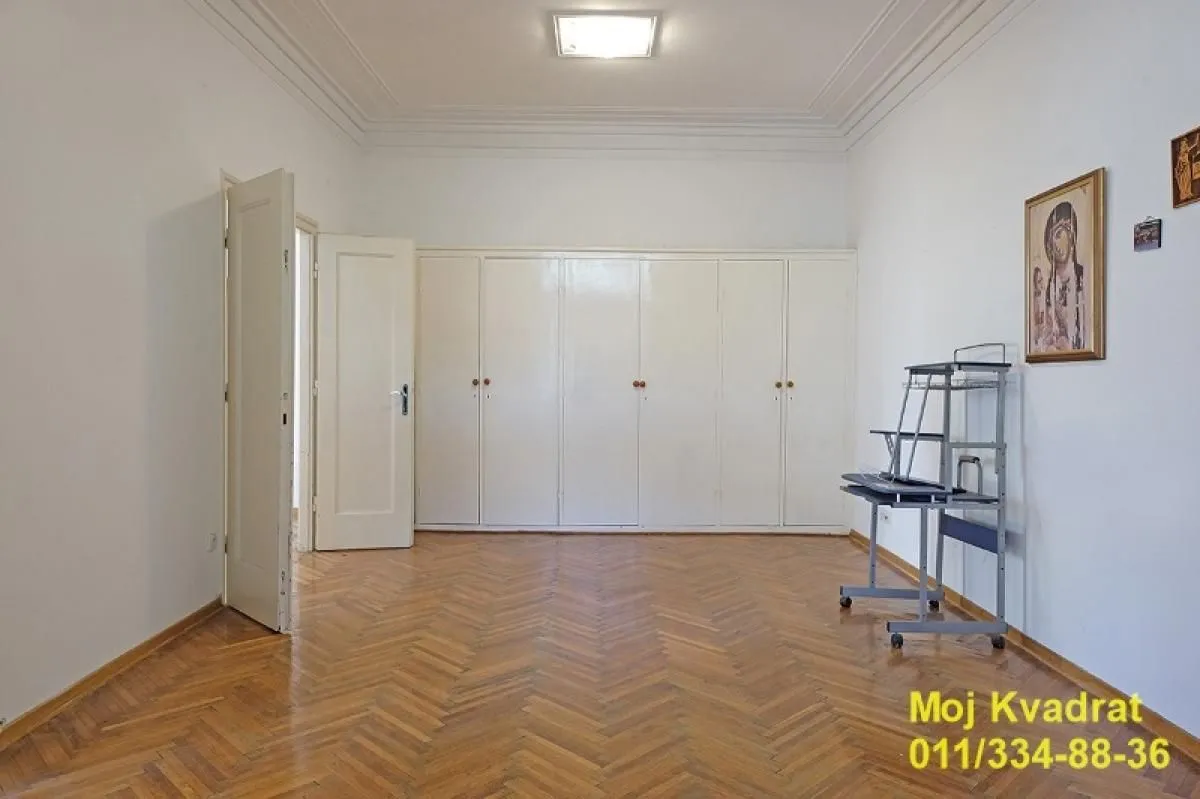 Prodaja, stan, 132m², Vračar Sve Podlokacije, Beograd