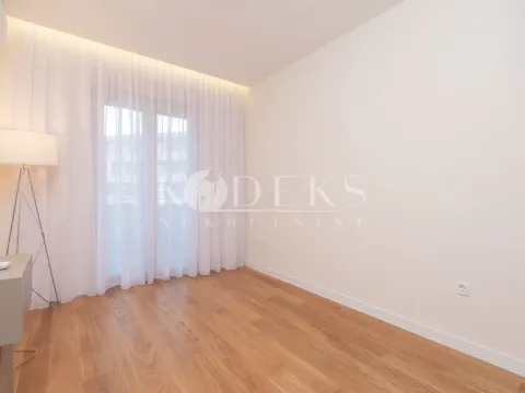 Rent, two bedroom apartment, 105m², Central Point, Podgorica - image 17