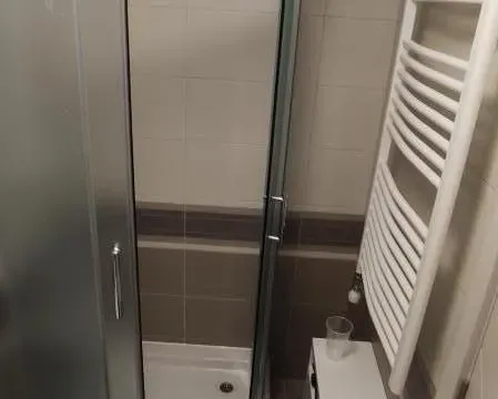 Izdavanje, stan, 23m², Žarkovo, Beograd - image 15