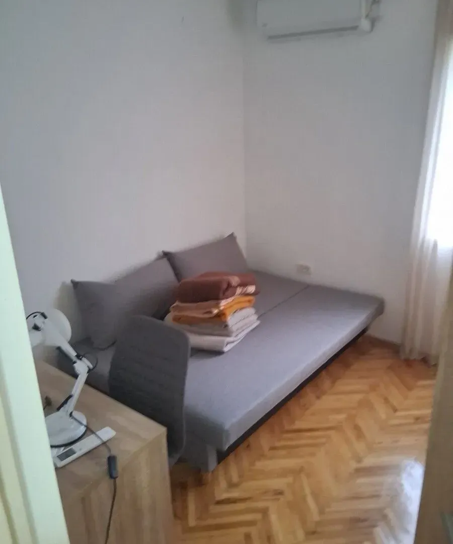 Rent, house, 108m², Stari Aerodrom, Podgorica