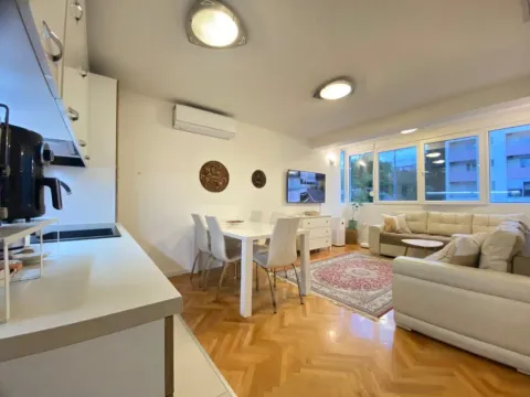 Sale, two bedroom apartment, 70m², Centar, Podgorica - image 4