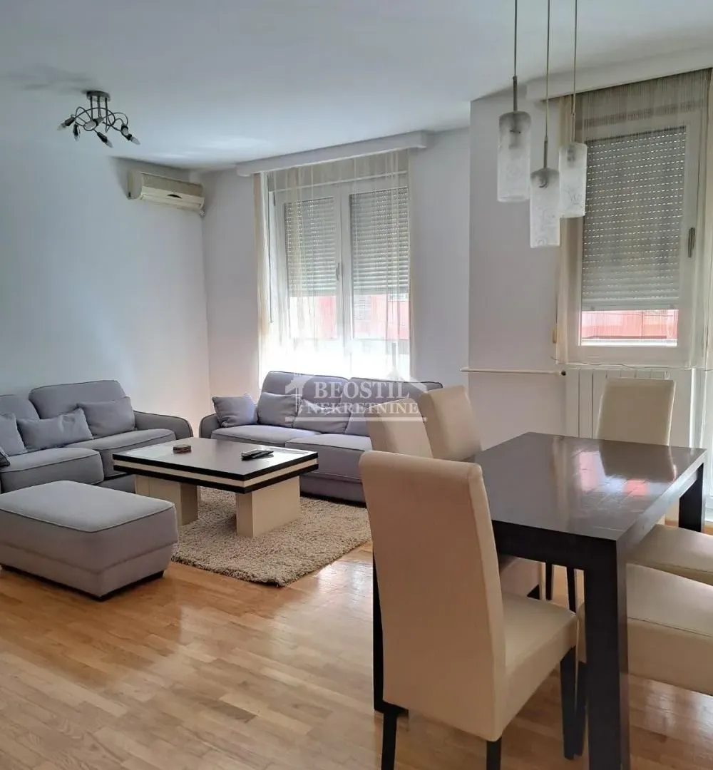 Rent, three bedroom apartment, 81m², Crveni Krst, Beograd