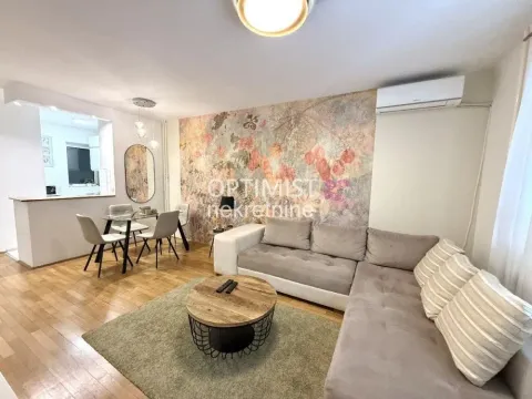 Izdavanje, dvosoban stan, 45m², Stari Grad, Beograd - image 2