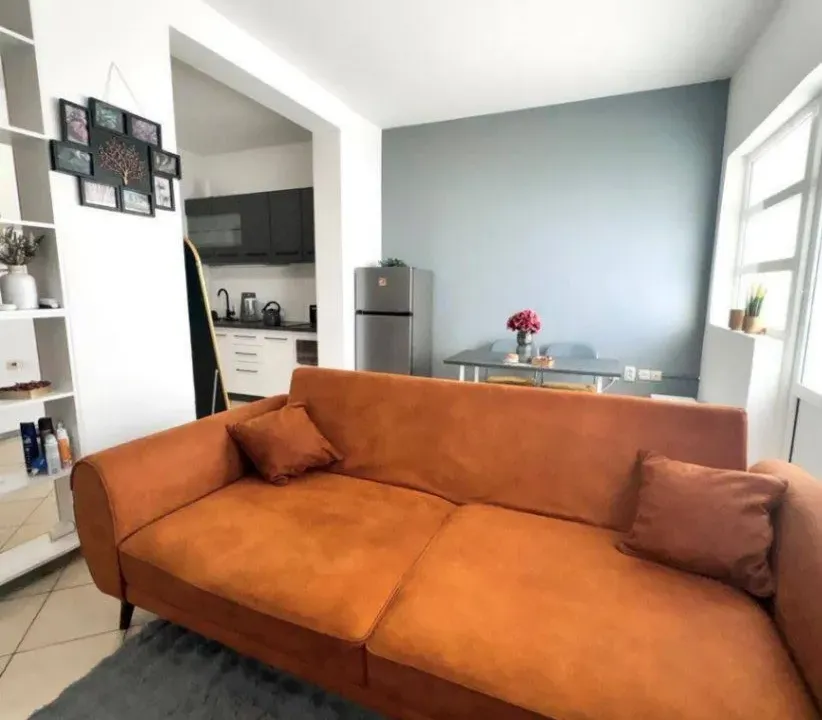 Prodaja, jednosoban stan, 44m², Dobre Vode, Bar