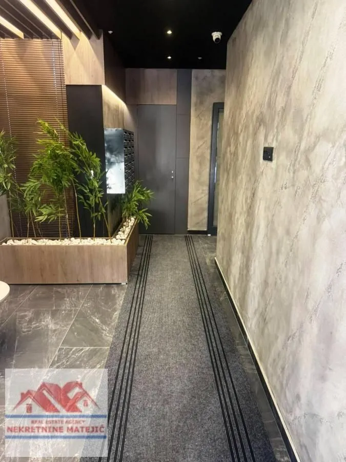 Prodaja, jednosoban stan, 45m², Centar, Zlatibor