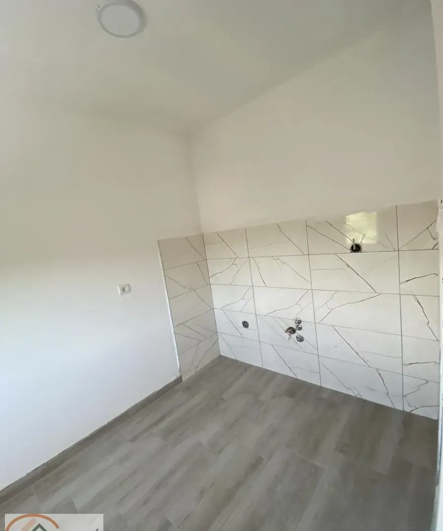 Prodaja, četvorosoban stan, 71m², Telep, Novi Sad Sve Podlokacije