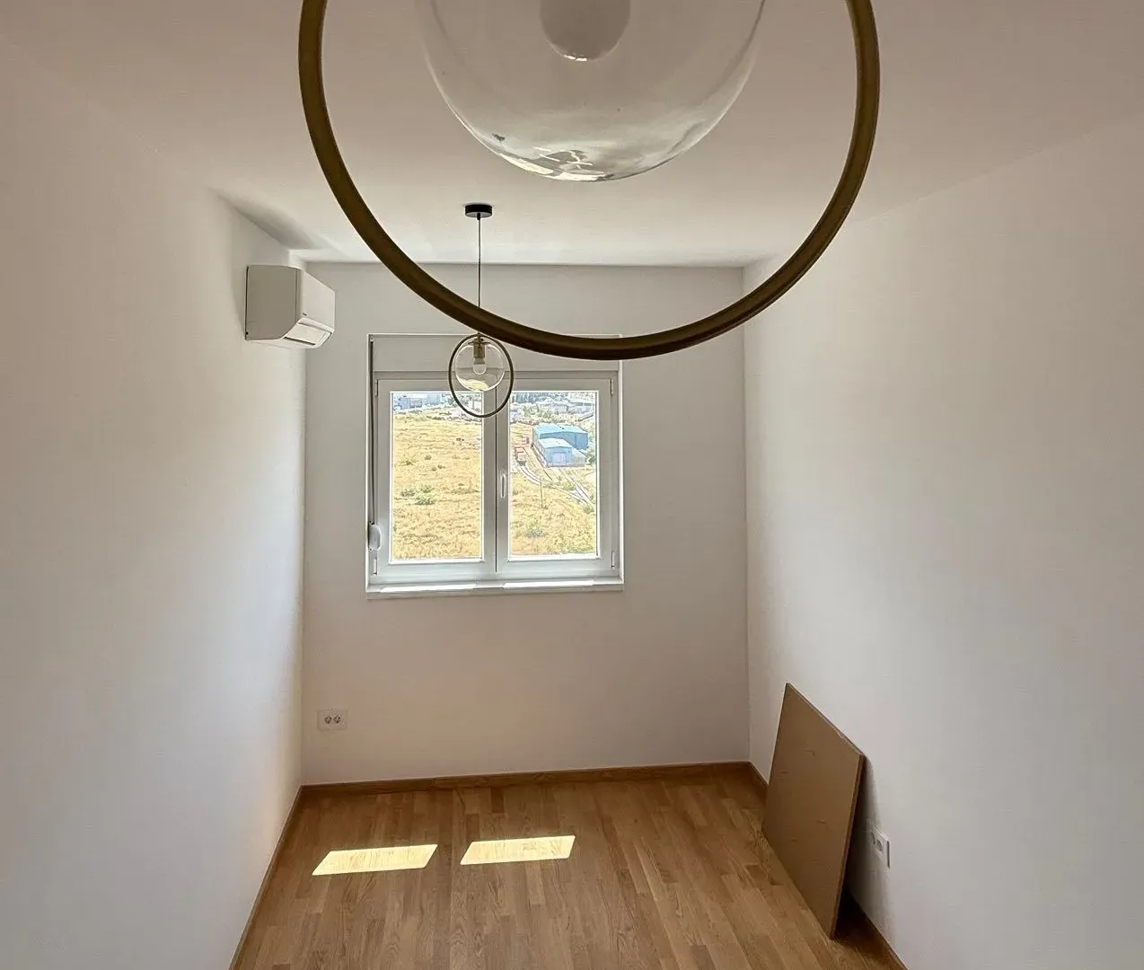 Izdavanje, dvosoban stan, 65m², Stari Aerodrom, Podgorica