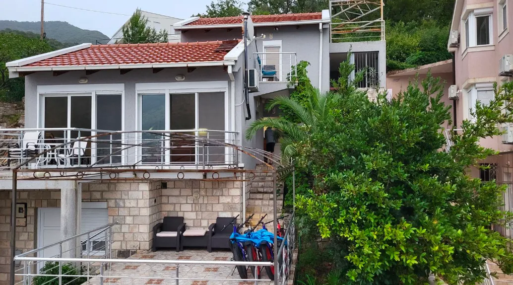 Prodaja, kuća, 119m², Lepetani, Tivat