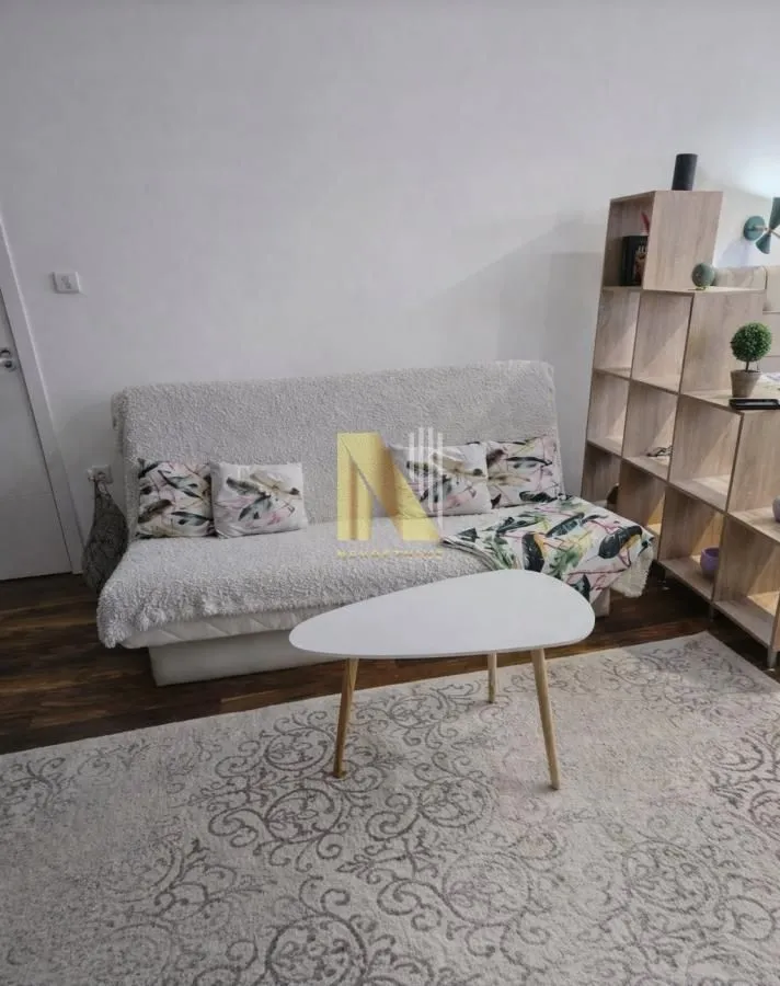 Rent, studio apartment, 29m², Bulevar Oslobodjenja, Novi Sad Sve Podlokacije