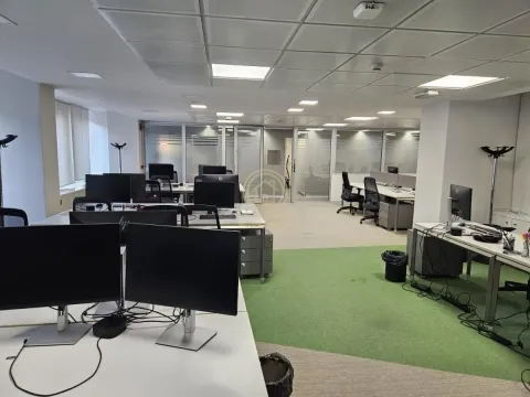 Rent, office space, 148m², Stari Grad, Beograd - image 3