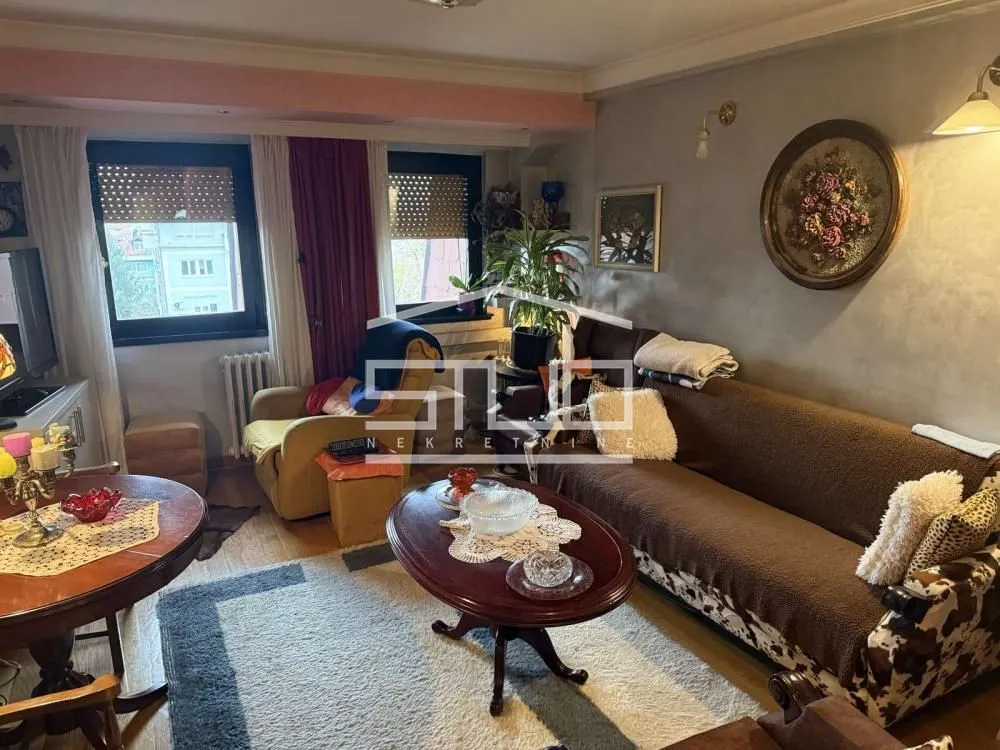 Prodaja, četvorosoban stan, 103m², Čukarica, Beograd