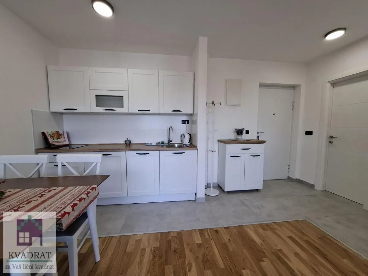 Prodaja, jednosoban stan, 34m², Centar, Zlatibor