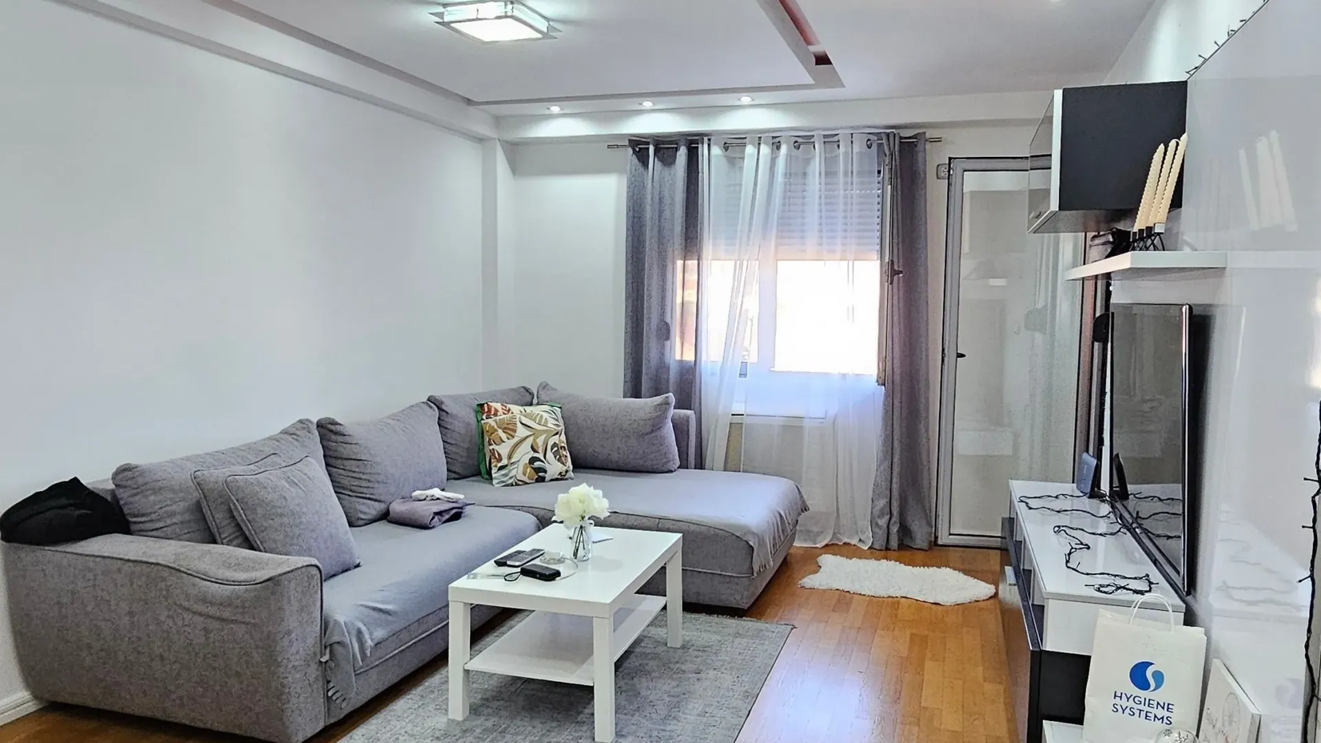 Prodaja, jednosoban stan, 51m², Stari Aerodrom, Podgorica