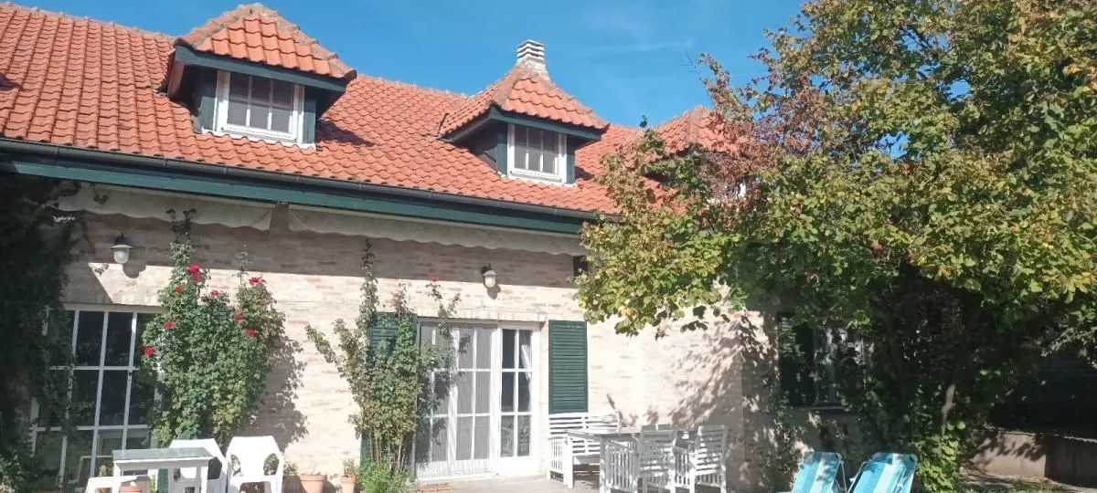 Rent, house, 280m², Zvezdarska Šuma, Zvezdara Sve Podlokacije