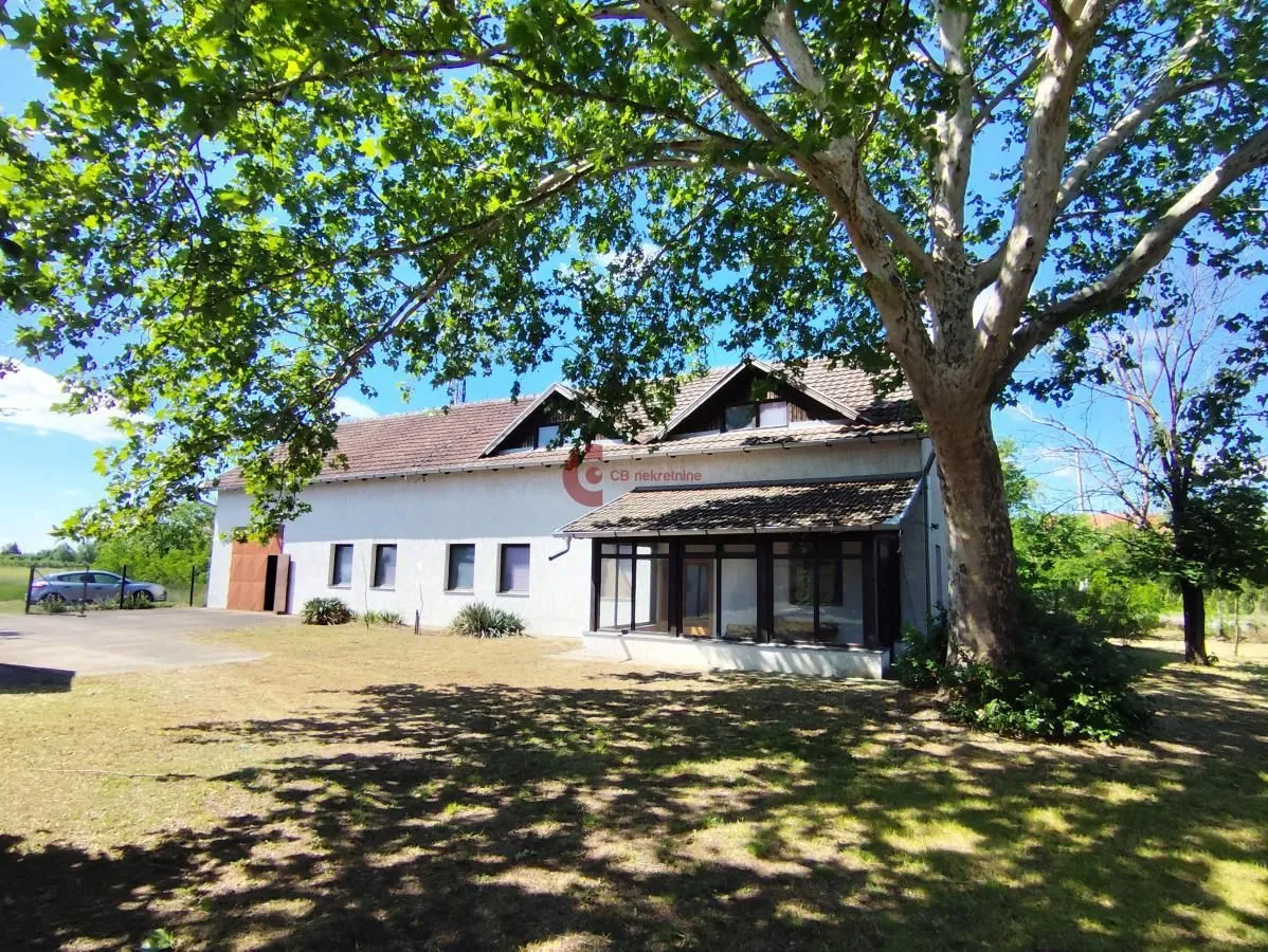 Prodaja, kuća, 880m², Bački Vinogradi, Subotica