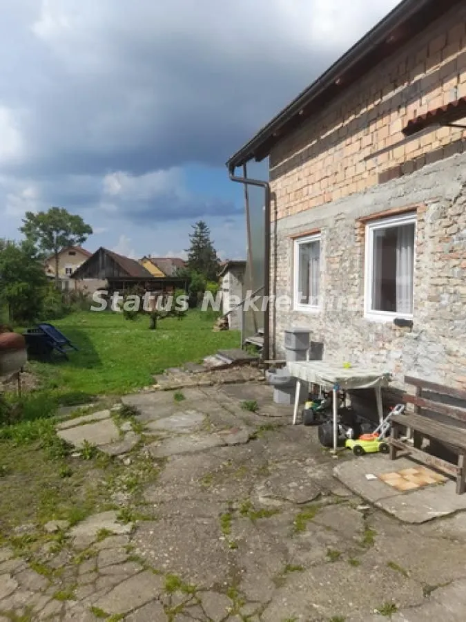 Prodaja, kuća, 151m², Futog, Novi Sad Sve Podlokacije