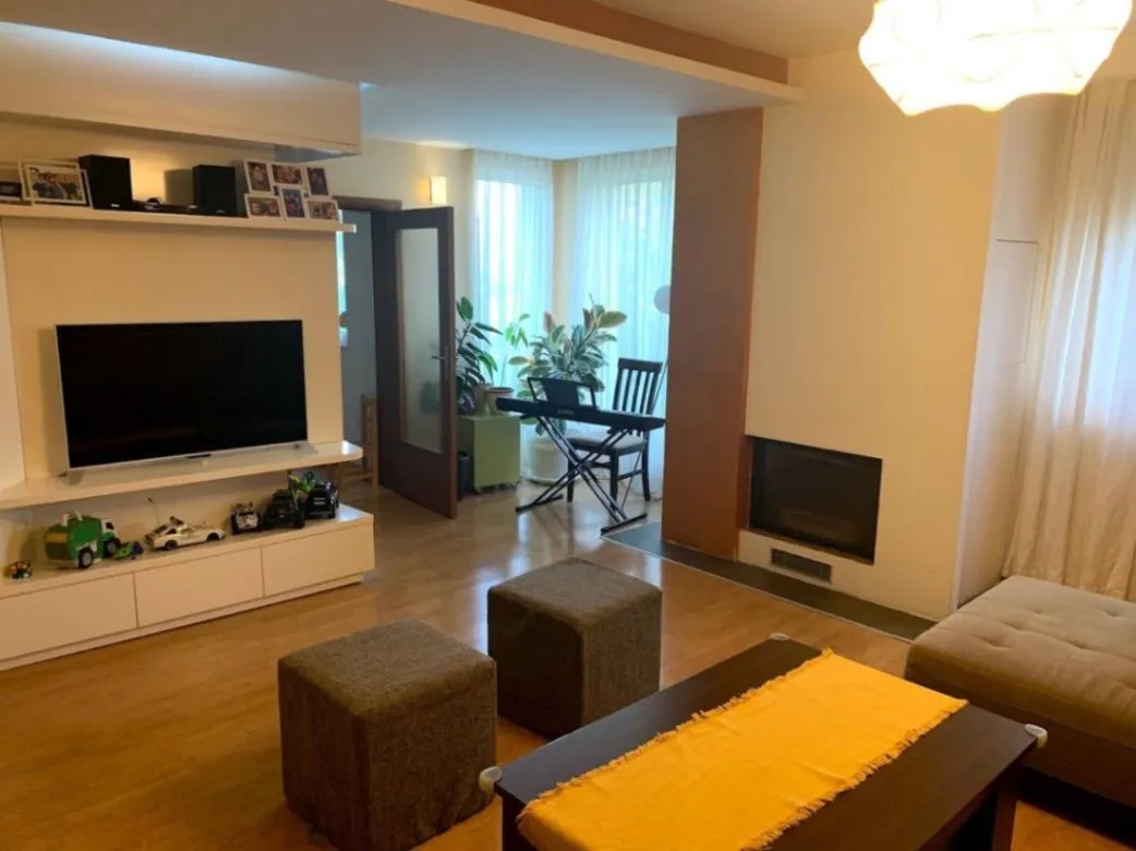 Rent, house, 240m², Donja Gorica, Podgorica