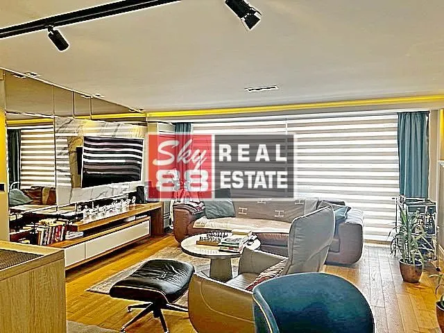 Prodaja, trosoban stan, 83m², Vračar Centar, Vračar Sve Podlokacije