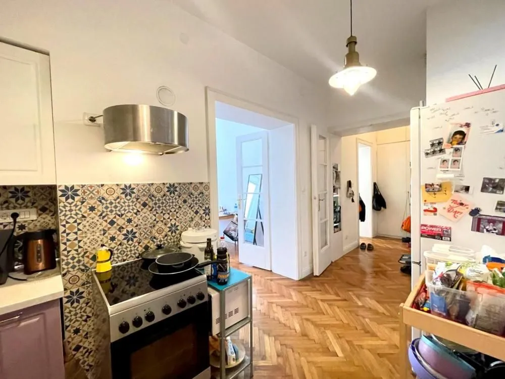Sale, three bedroom apartment, 72m², Stari Grad, Beograd