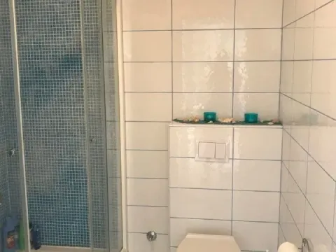 Izdavanje, jednosoban stan, 38m², Đenovići, Herceg Novi - image 11