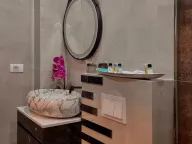 Rent, one bedroom apartment, 50m², Ulcinj, Crna Gora - image 24