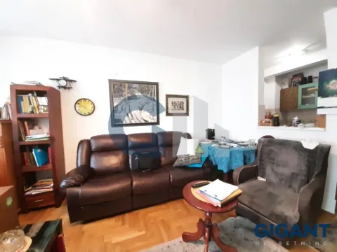 Prodaja, trosoban stan, 65m², Lion, Zvezdara Sve Podlokacije