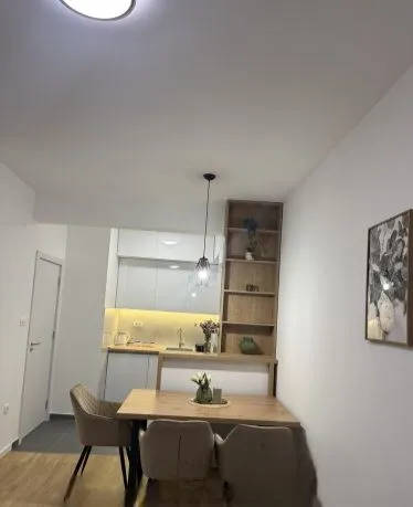 Izdavanje, jednosoban stan, 42m², Zabjelo, Podgorica
