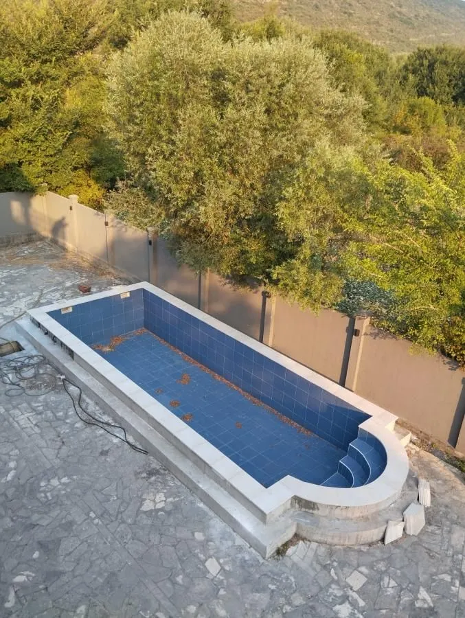 Prodaja, kuća, 79m², Glavati, Kotor