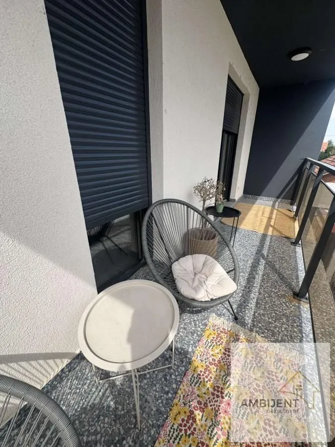 Prodaja, trosoban stan, 74m², Novi Banovci, Stara Pazova