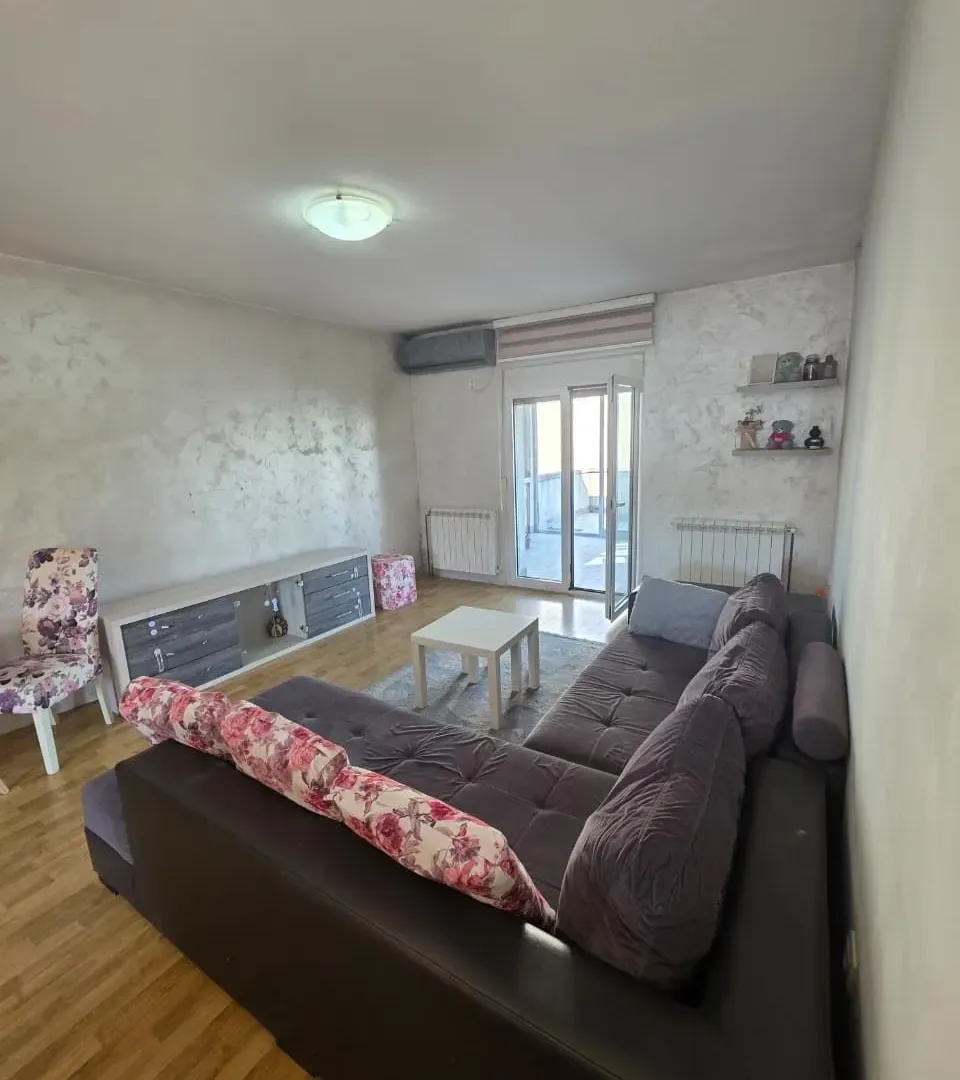Prodaja, kuća, 86m², Stari Aerodrom, Podgorica