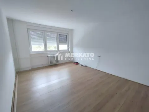 Izdavanje, dvosoban stan, 51m², Lesnina, Zrenjanin - image 7