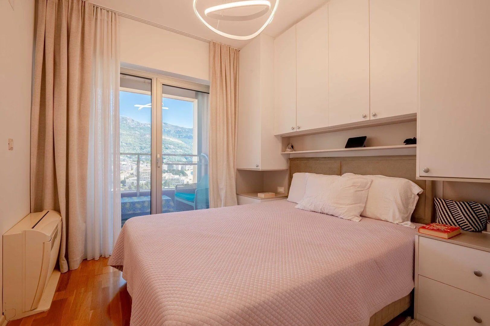 Prodaja, jednosoban stan, 54m², Bečići, Budva