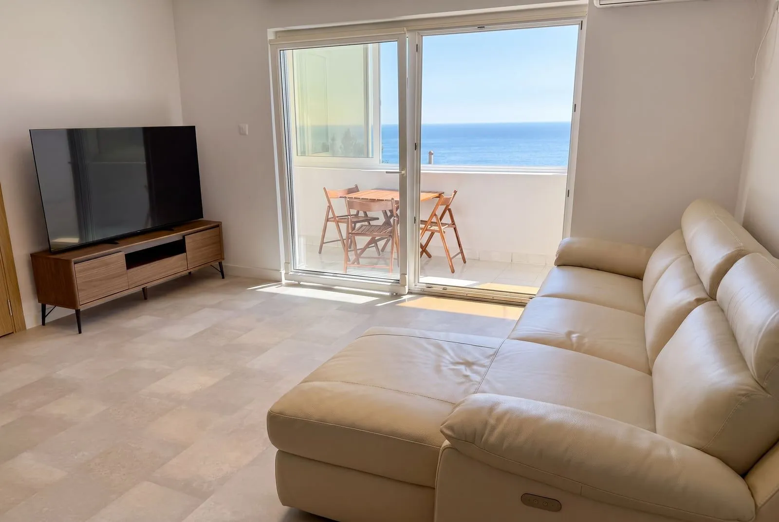 Sale, two bedroom apartment, 45m², Sveti Stefan, Budva