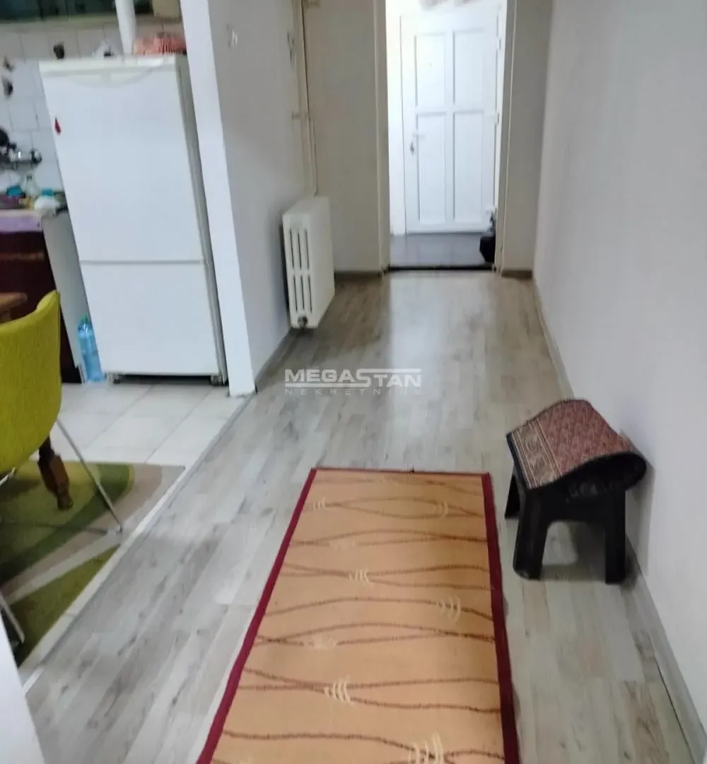 Prodaja, trosoban stan, 53m², Kanarevo Brdo, Beograd