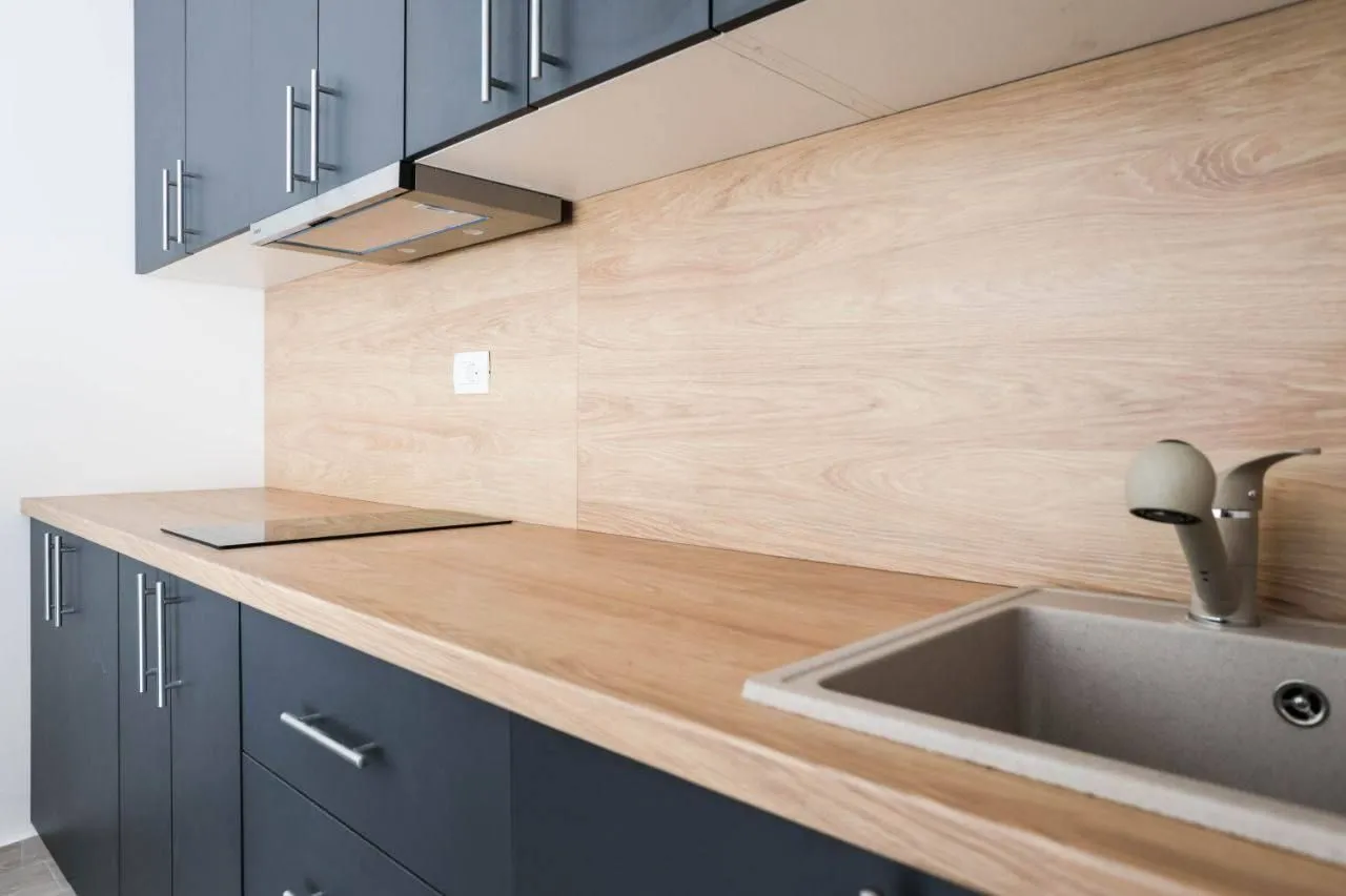 Rent, one bedroom apartment, 57m², Bečići, Budva