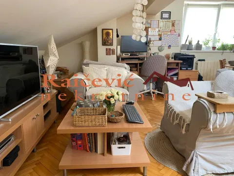 Sale, one bedroom apartment, 38m², Kluz, Zvezdara Sve Podlokacije - image 2